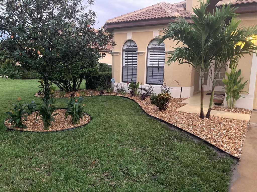 9512 SERRA COURT, Howey In The Hills, FL 34737