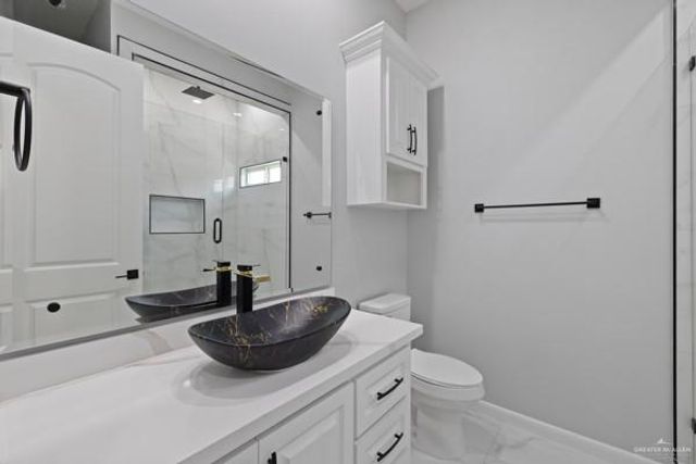 8018 49th Lane, Mcallen, TX 78504