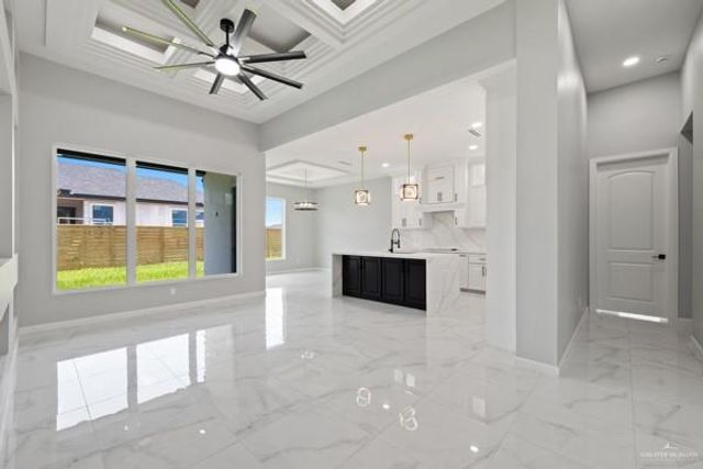 8018 49th Lane, Mcallen, TX 78504