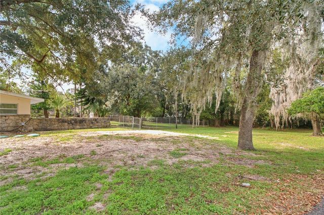2524 BLUE LAKE COURT, Apopka, FL 32703