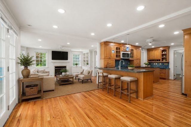 82 Allen Avenue, Newton, MA 02468