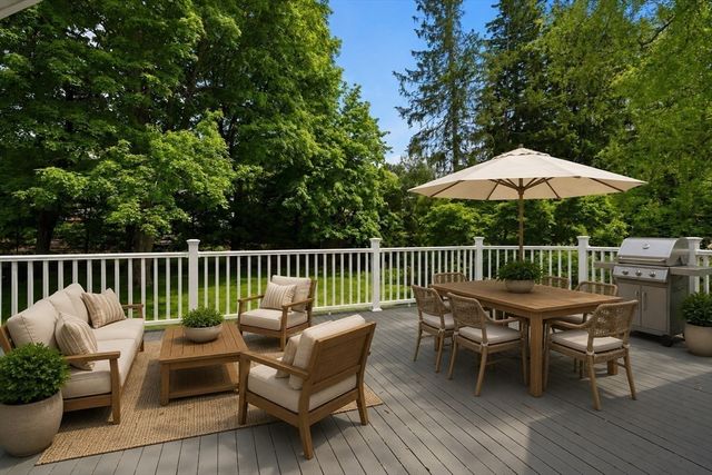 82 Allen Avenue, Newton, MA 02468