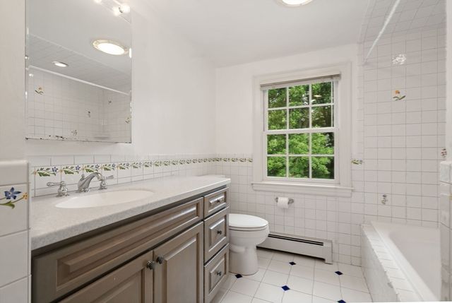 82 Allen Avenue, Newton, MA 02468