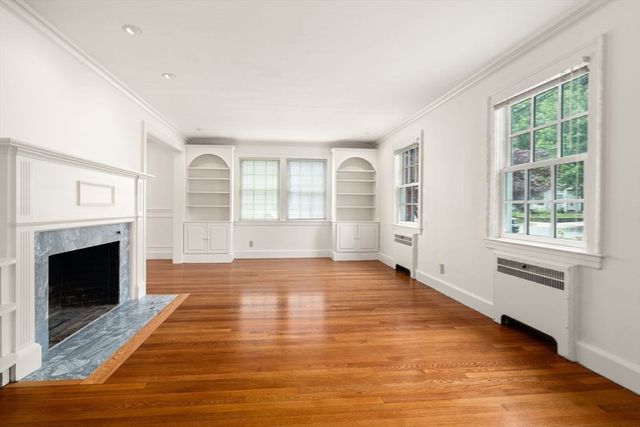 82 Allen Avenue, Newton, MA 02468