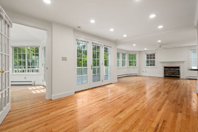 82 Allen Avenue, Newton, MA 02468