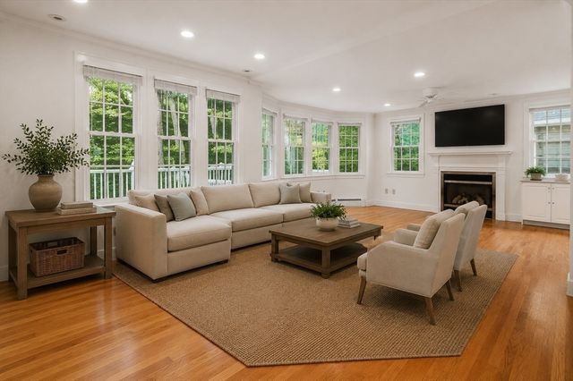 82 Allen Avenue, Newton, MA 02468