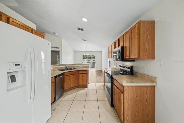 332 MCKAY BOULEVARD, Sanford, FL 32771