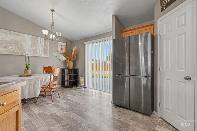 20164 Colebrook Ave, Caldwell, ID 83605