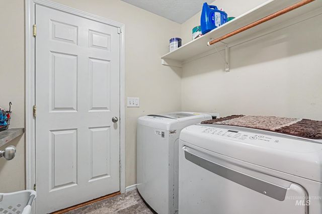 20164 Colebrook Ave, Caldwell, ID 83605