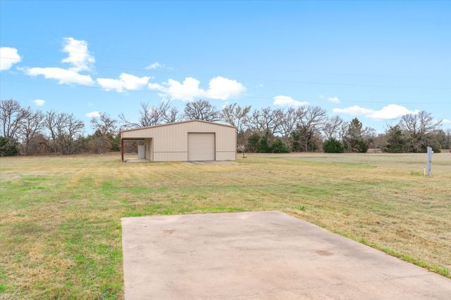 5971 Hidden Oaks Drive, Quinlan, TX 75474