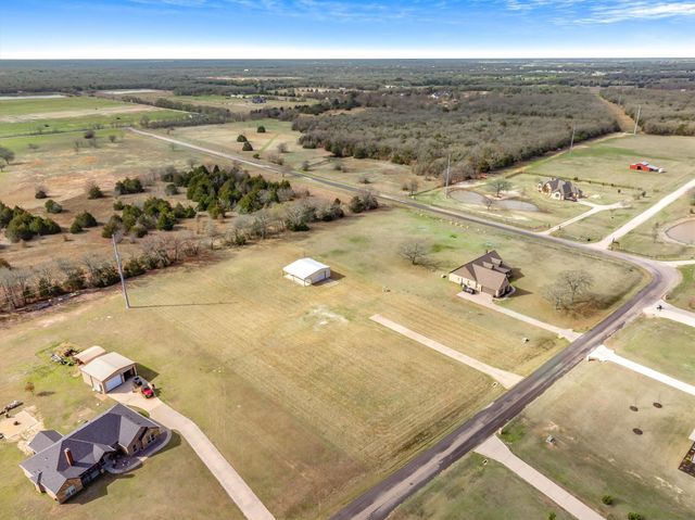 5971 Hidden Oaks Drive, Quinlan, TX 75474