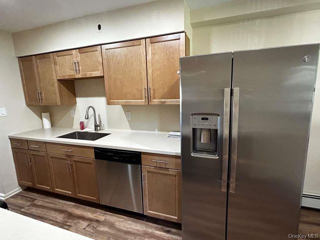 1149 East 219th Street, Bronx, NY 10469