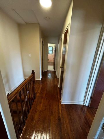 1149 East 219th Street, Bronx, NY 10469