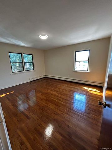 1149 East 219th Street, Bronx, NY 10469