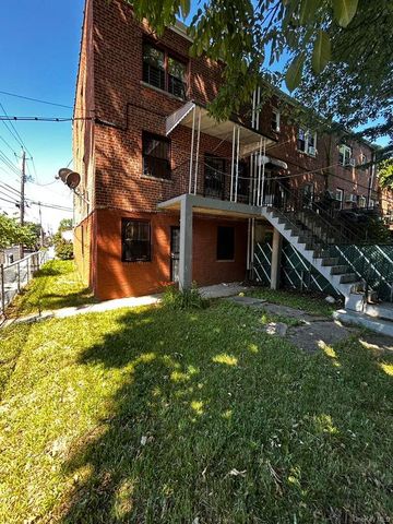 1149 East 219th Street, Bronx, NY 10469