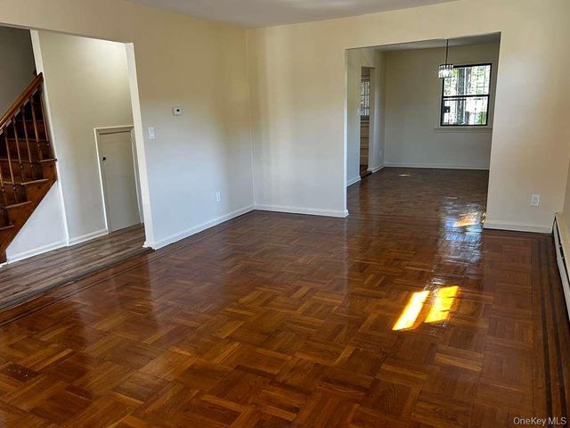 1149 East 219th Street, Bronx, NY 10469