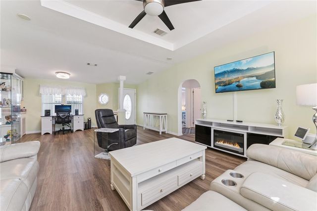 2473 INDEPENDENCE LANE, St Cloud, FL 34772