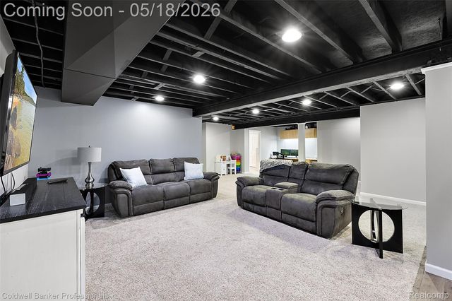 16532 Moore Park Road, Macomb Township, MI 48044