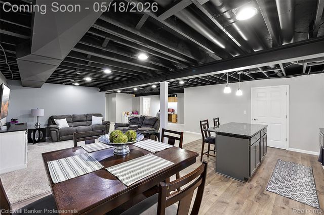 16532 Moore Park Road, Macomb Township, MI 48044