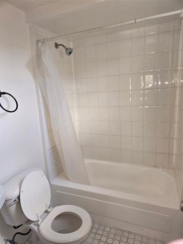 3902 SW 12th Pl 1-2, Fort Lauderdale, FL 33312