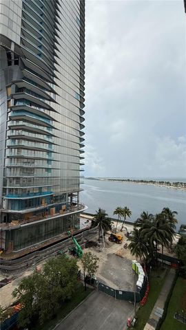 150 SE 25th Rd 10E, Miami, FL 33129