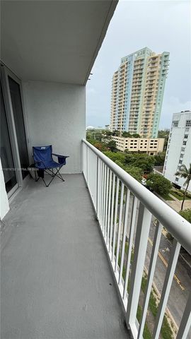 150 SE 25th Rd 10E, Miami, FL 33129