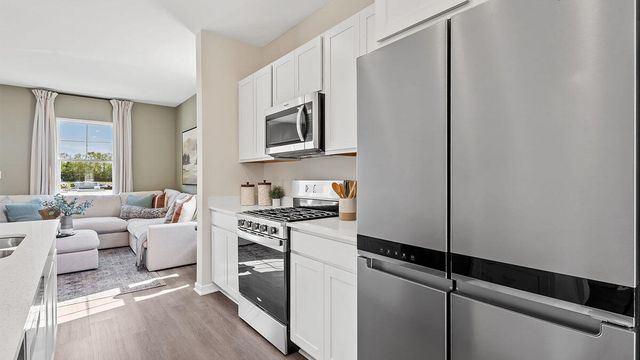 517 E 120th Place, Crown Point, IN 46307