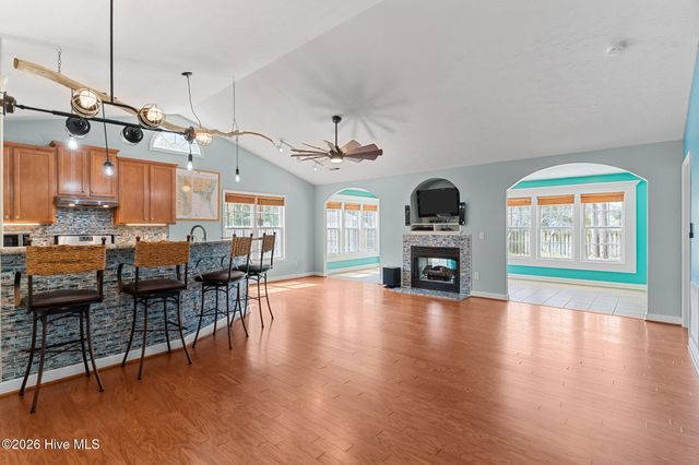 7620 Champlain Drive, Wilmington, NC 28412