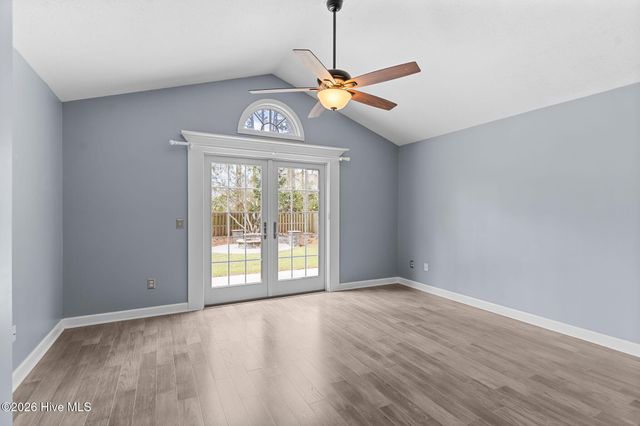 7620 Champlain Drive, Wilmington, NC 28412