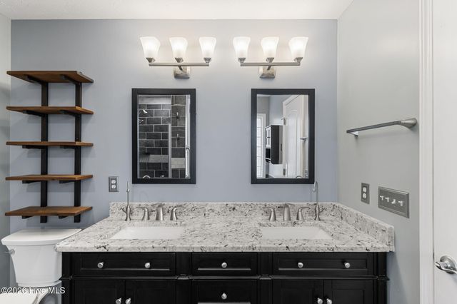 7620 Champlain Drive, Wilmington, NC 28412