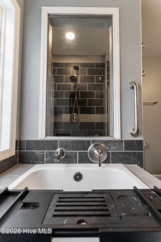 7620 Champlain Drive, Wilmington, NC 28412