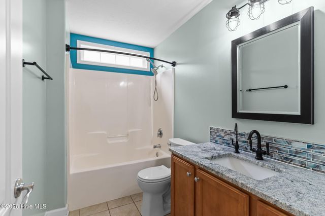 7620 Champlain Drive, Wilmington, NC 28412