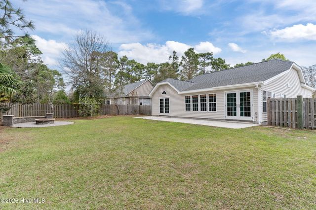 7620 Champlain Drive, Wilmington, NC 28412