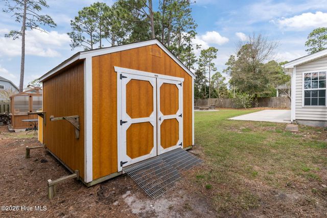 7620 Champlain Drive, Wilmington, NC 28412