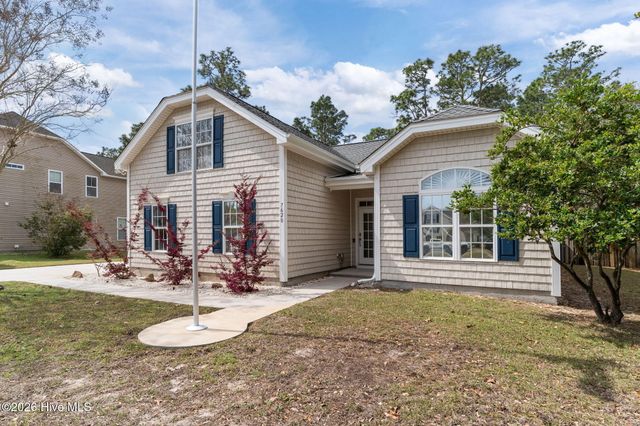 7620 Champlain Drive, Wilmington, NC 28412