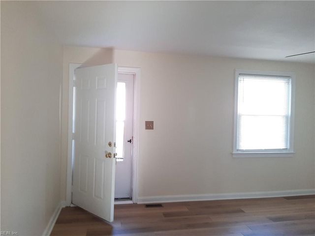 437 Lenox AVE, Norfolk, VA 23503