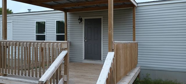 6102 S Lakeside Hills Court, Granbury, TX 76048