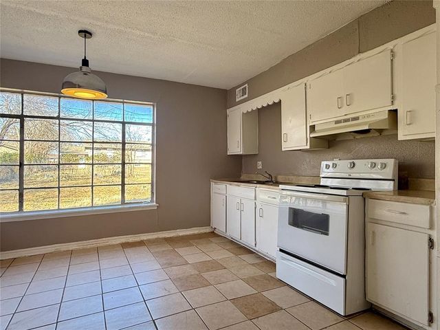 329 NW 84th Street, Oklahoma City, OK 73114