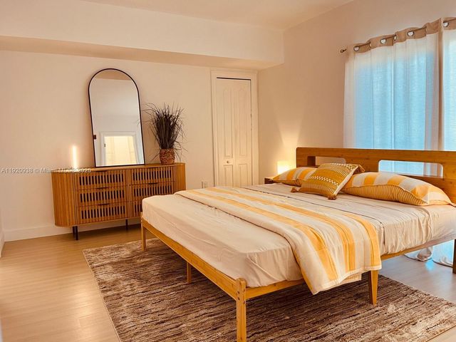 120 S Douglas Rd 302, Miami, FL 33134