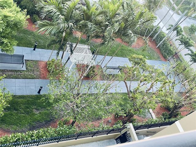 120 S Douglas Rd 302, Miami, FL 33134