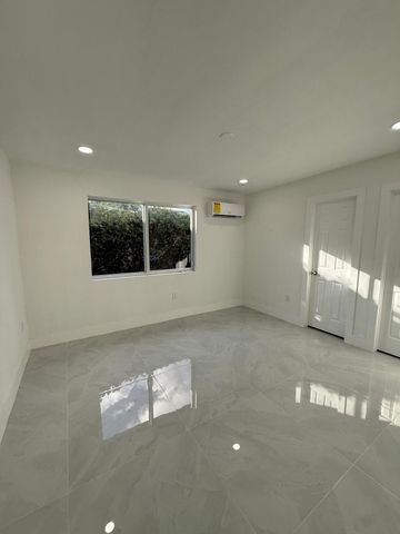 4400 SW 36th Street, West Park, FL 33023