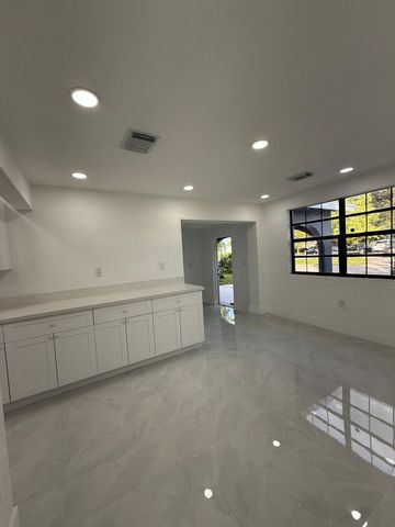 4400 SW 36th Street, West Park, FL 33023