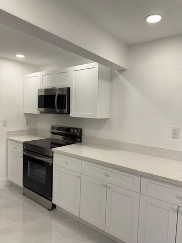 4400 SW 36th Street, West Park, FL 33023