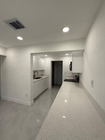 4400 SW 36th Street, West Park, FL 33023