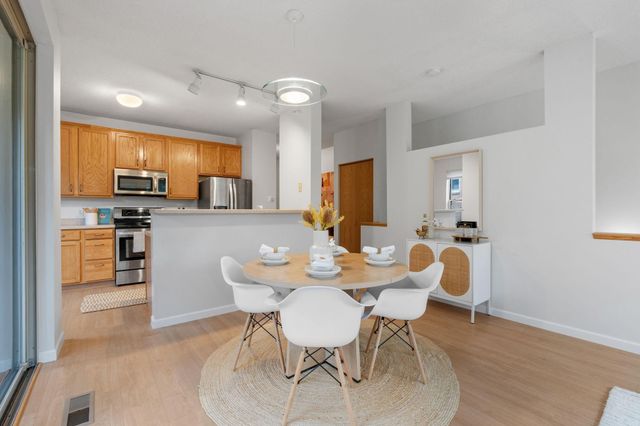 580 N 2nd Street 406, Minneapolis, MN 55401