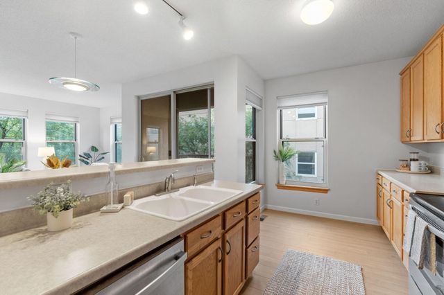 580 N 2nd Street 406, Minneapolis, MN 55401