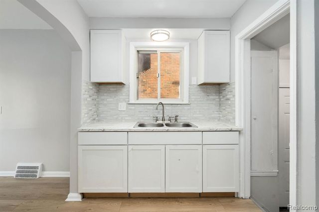 11716 Coyle Street, Detroit, MI 48227