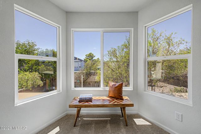 2761 W Calle Del Tigre, Tucson, AZ 85746