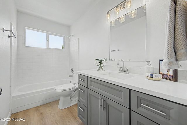 2761 W Calle Del Tigre, Tucson, AZ 85746
