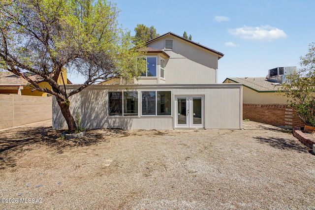 2761 W Calle Del Tigre, Tucson, AZ 85746